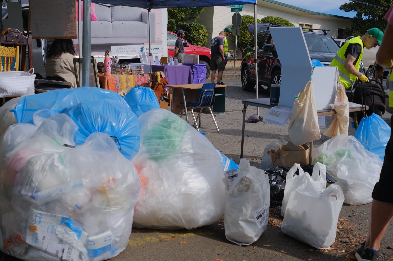 Garbage and Recycling Day last year — photo 02