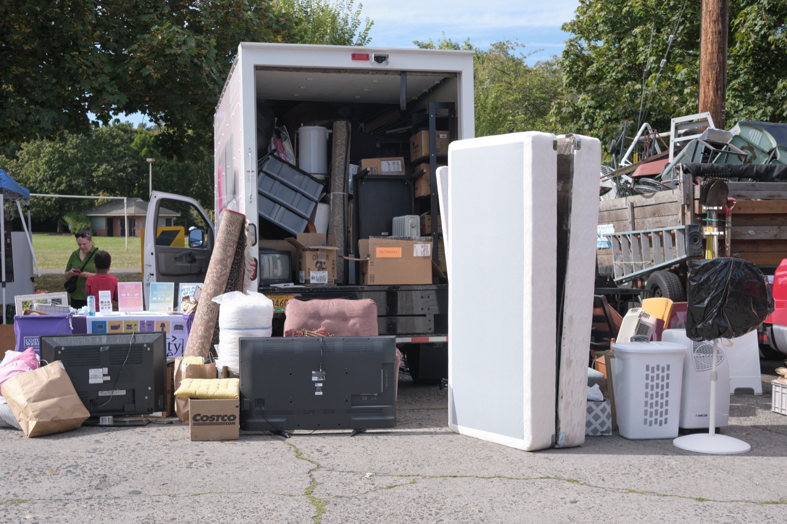 Garbage and Recycling Day last year — photo 12